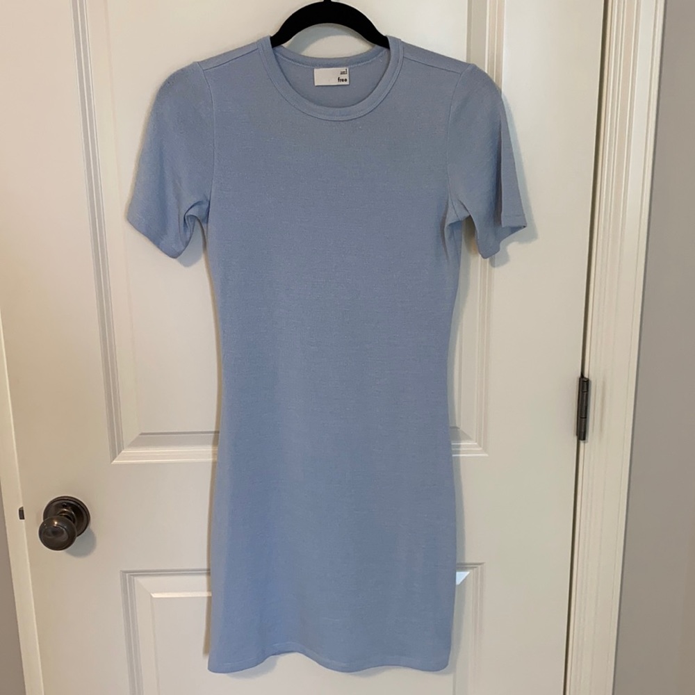 Aritzia Wilfred Free Dress, light blue in size Small